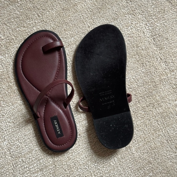 A.MERY SANDALS - Picture 4 of 4